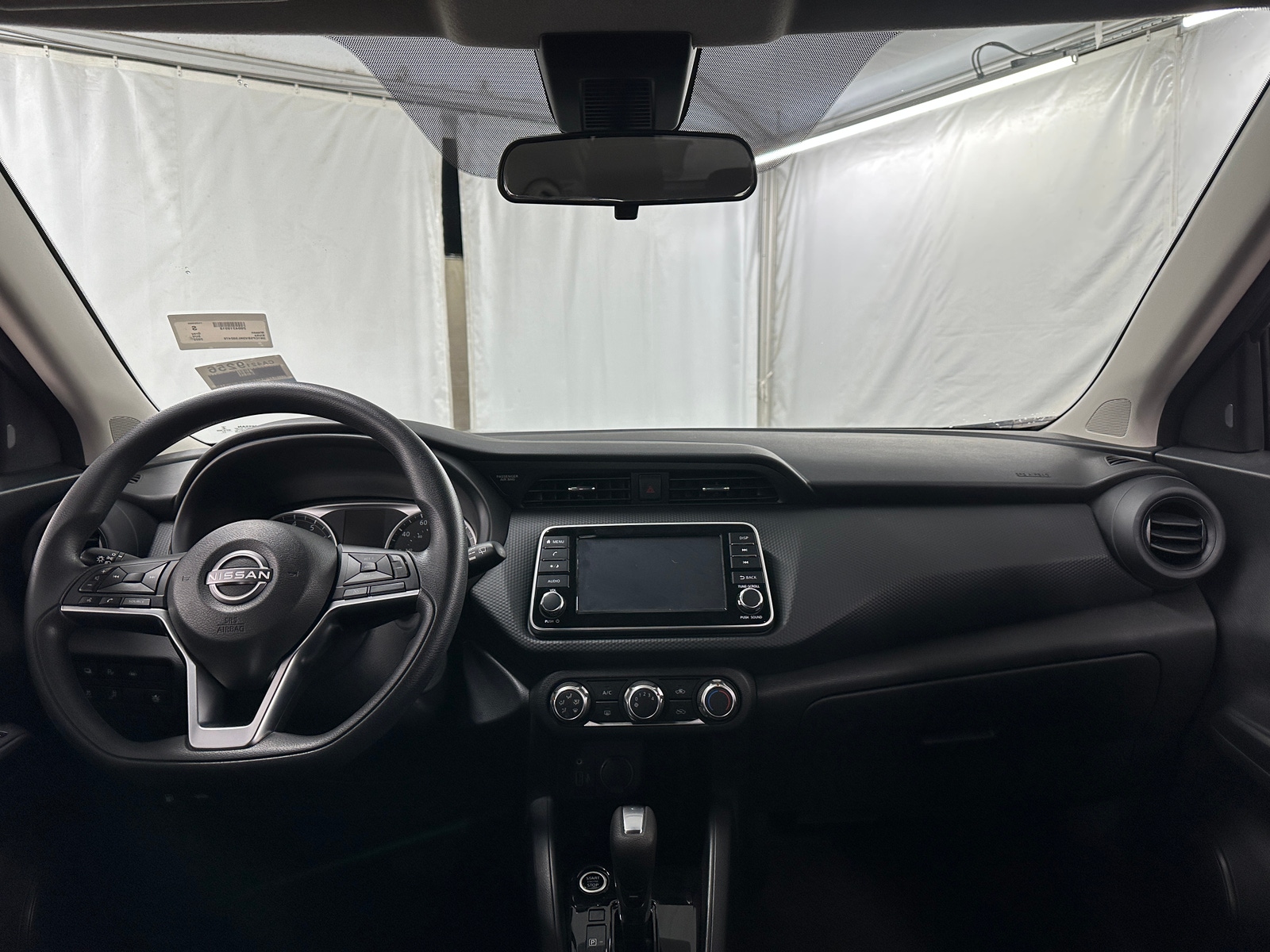 Thumbnail: 2022 Nissan Kicks - 3