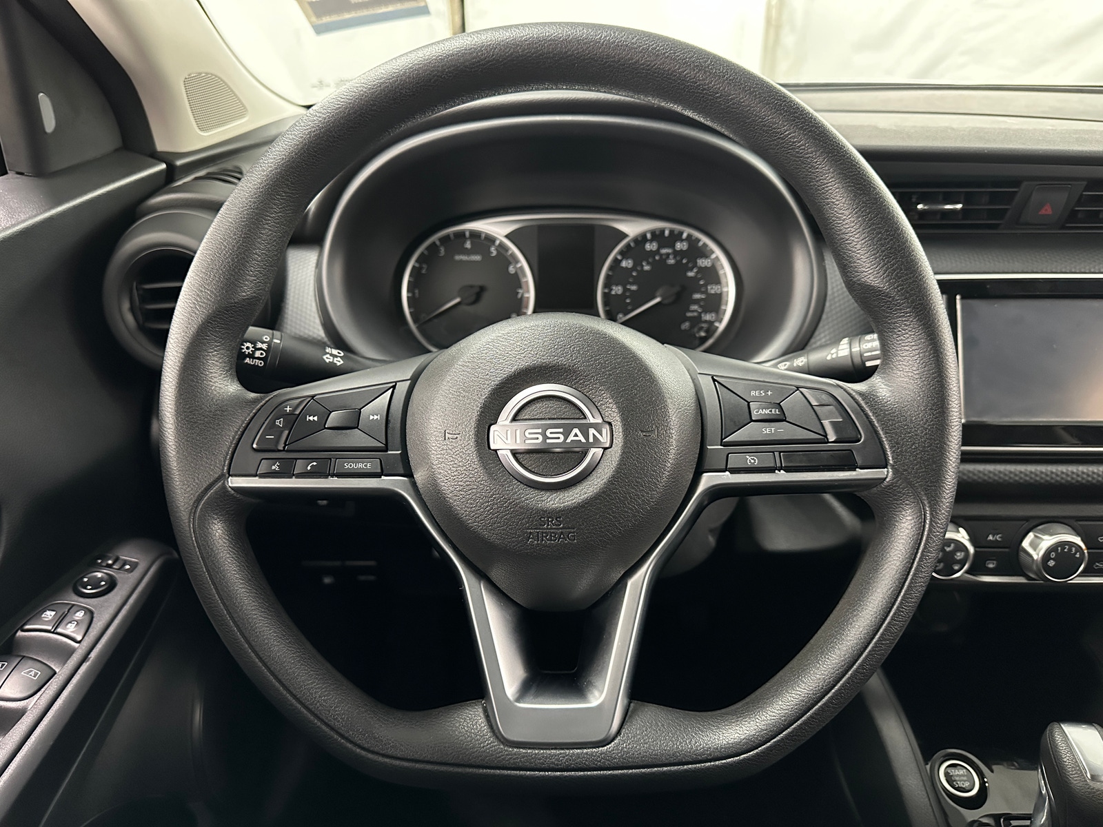 Thumbnail: 2022 Nissan Kicks - 5