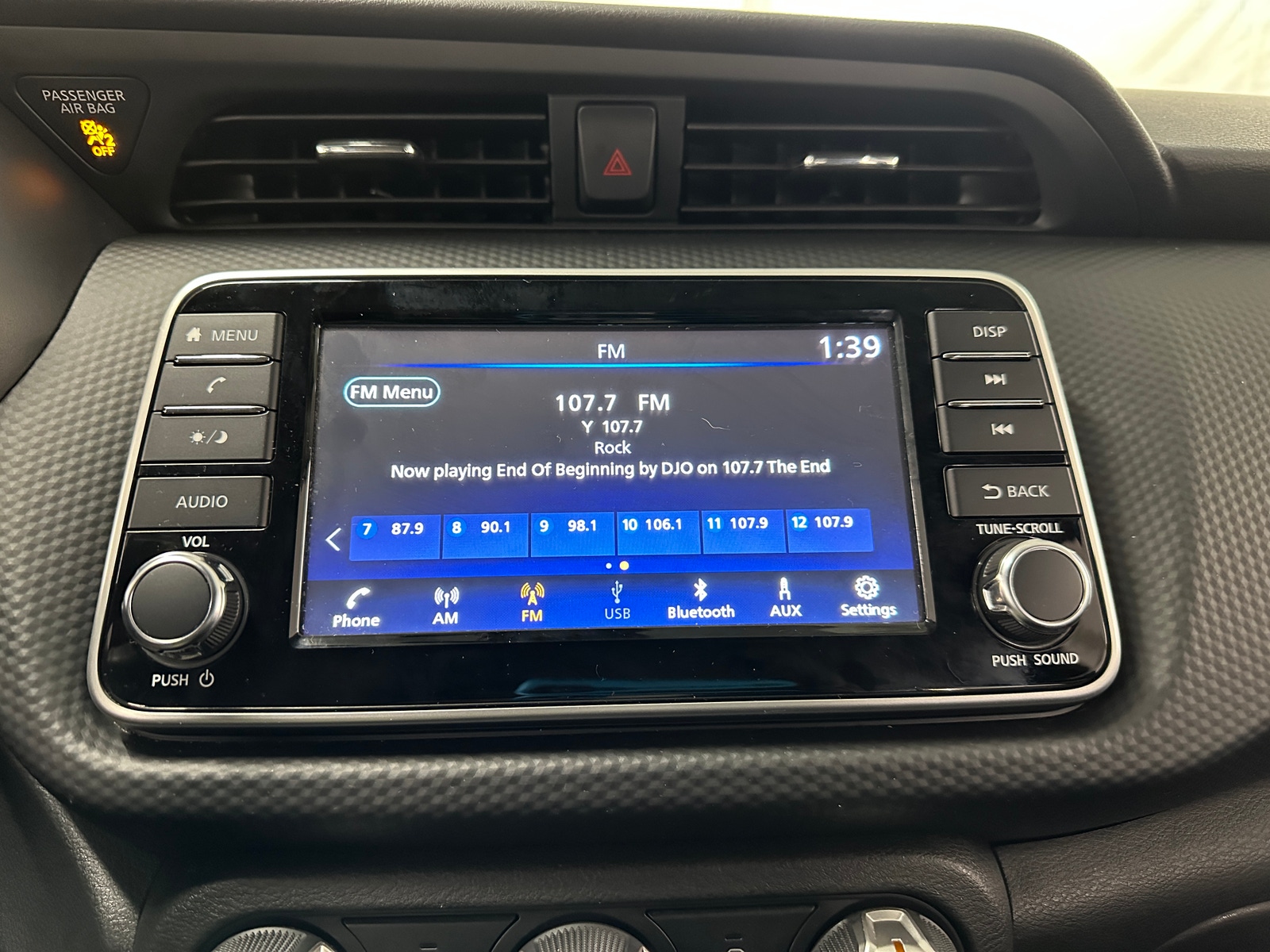 Thumbnail: 2022 Nissan Kicks - 4