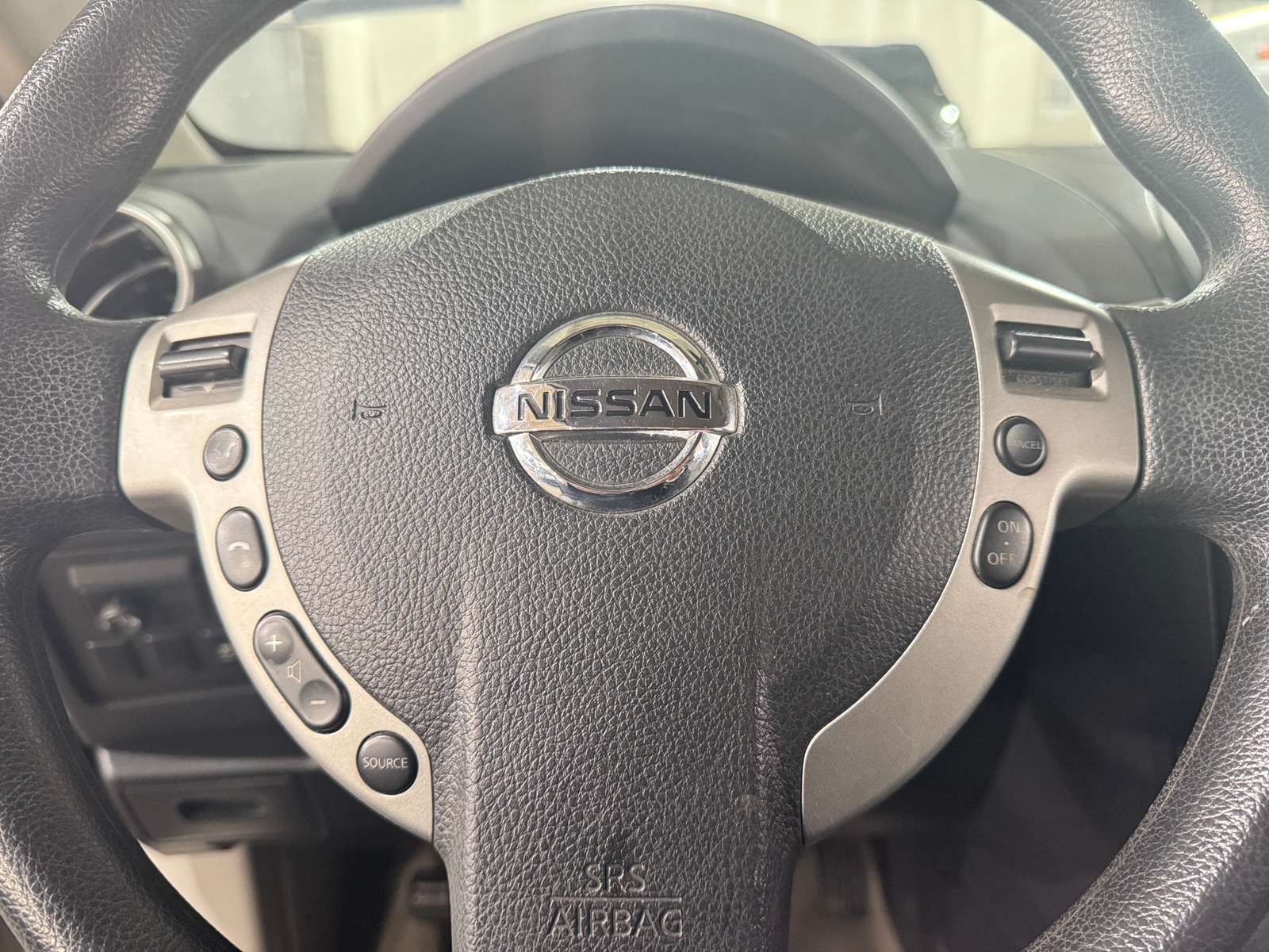 Thumbnail: 2011 Nissan Rogue - 5