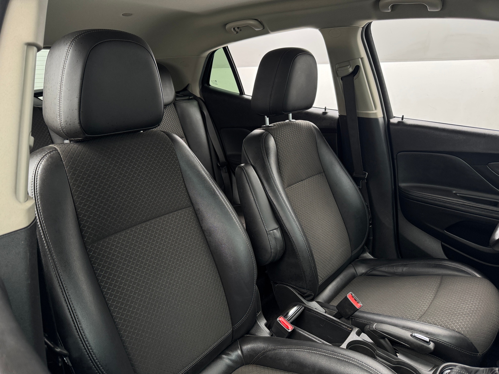 Thumbnail: 2019 Buick Encore - 2