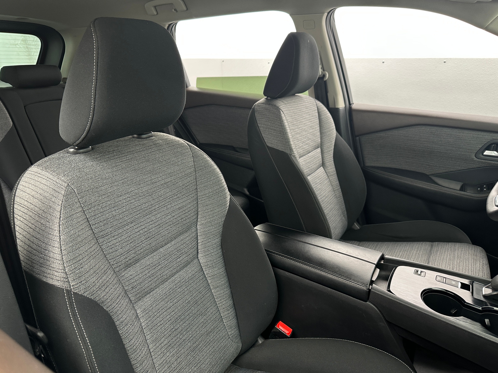 Thumbnail: 2023 Nissan Rogue - 2