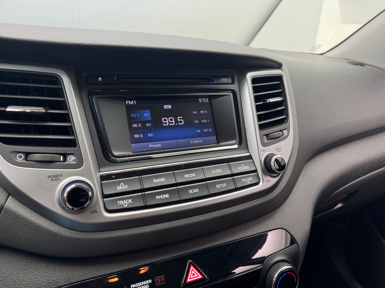 Thumbnail: 2018 Hyundai Tucson - 4