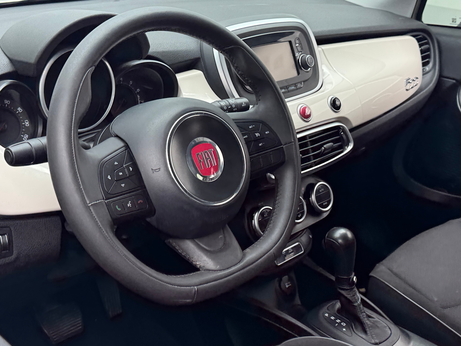 Thumbnail: 2016 Fiat 500X - 5