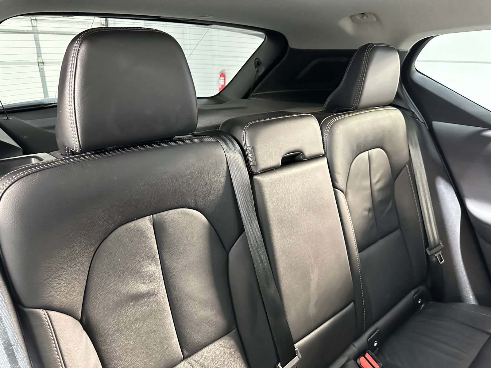 Thumbnail: 2023 Volvo XC40 - 5