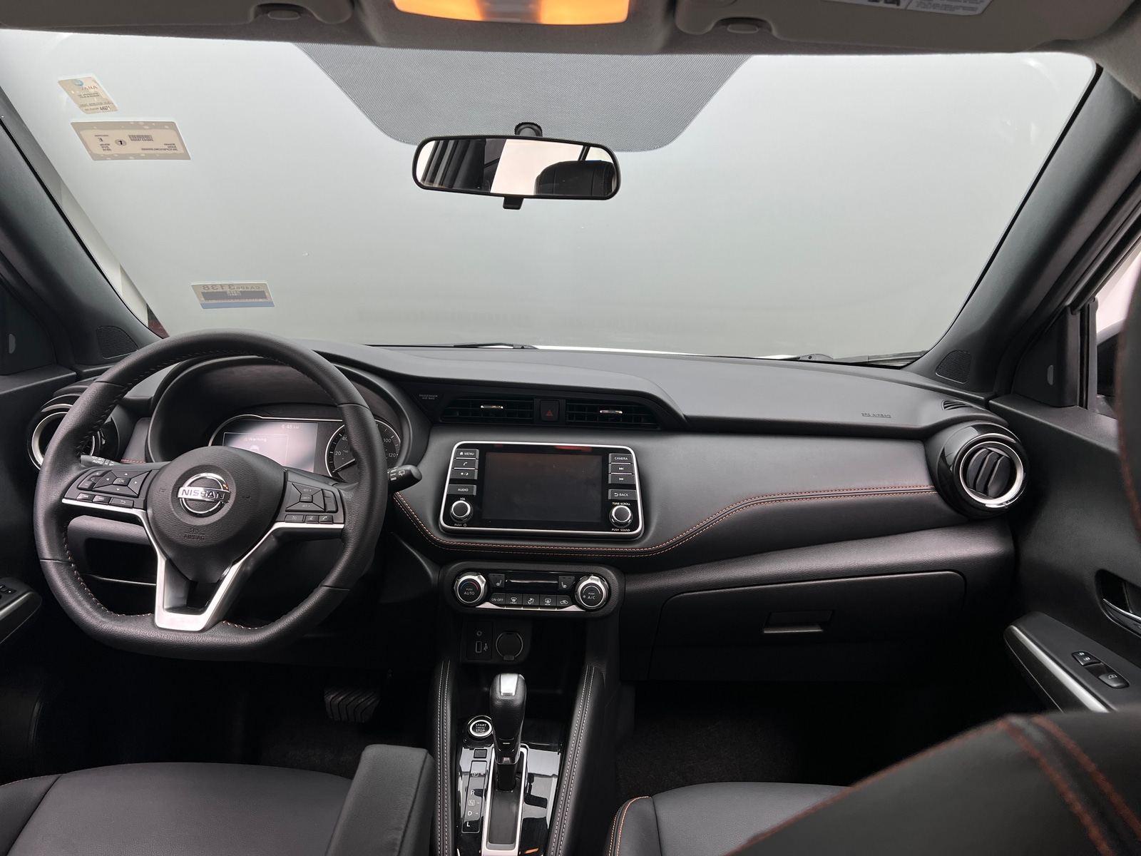 Thumbnail: 2019 Nissan Kicks - 3