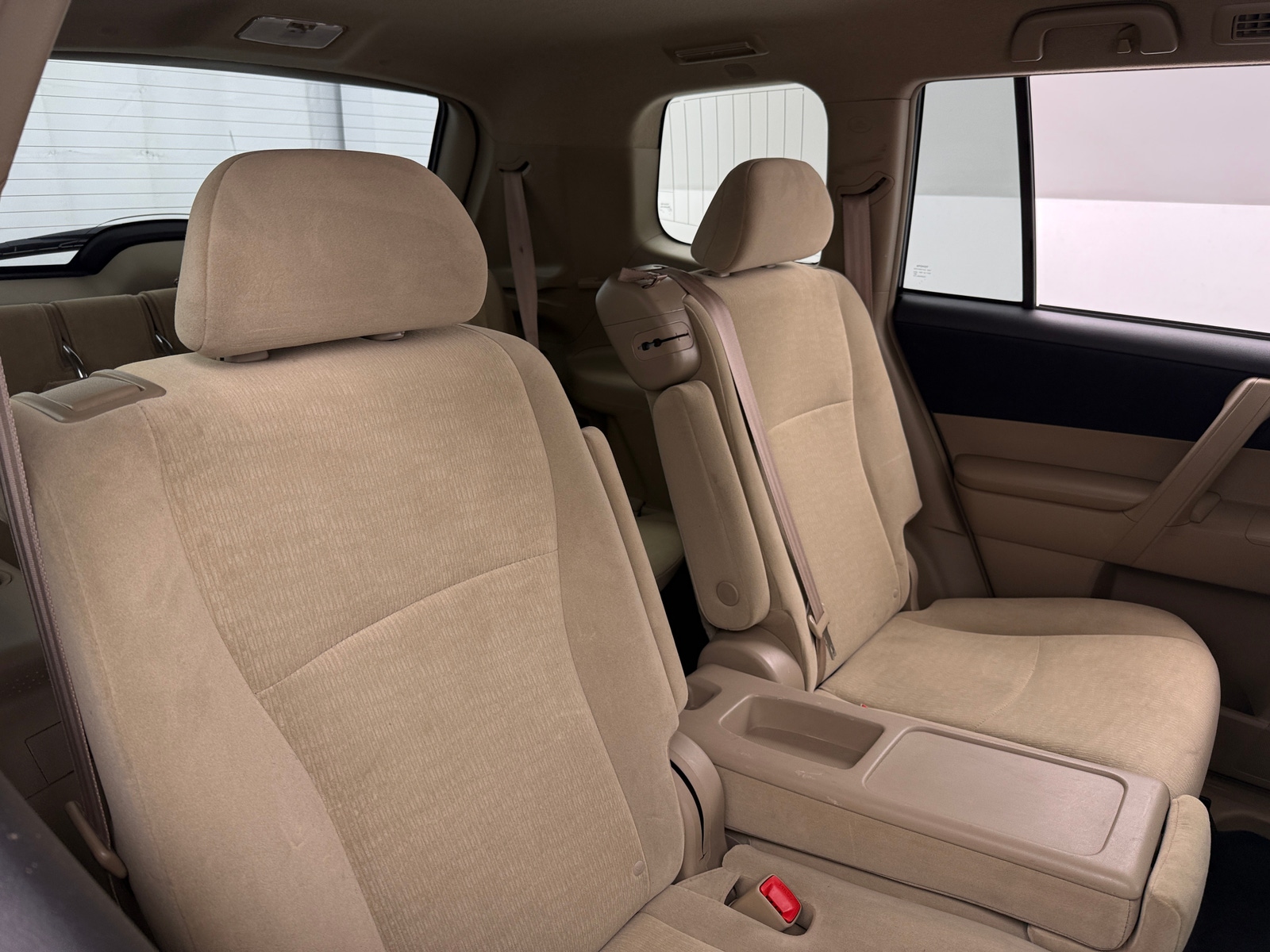 Thumbnail: 2012 Toyota Highlander - 6