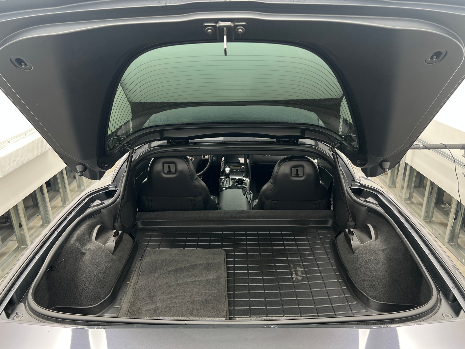 Thumbnail: 2010 Chevrolet Corvette - 4