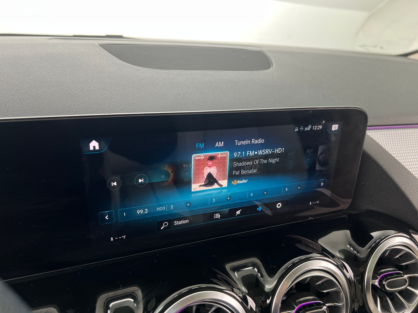 Thumbnail: 2022 Mercedes-Benz GLA - 3