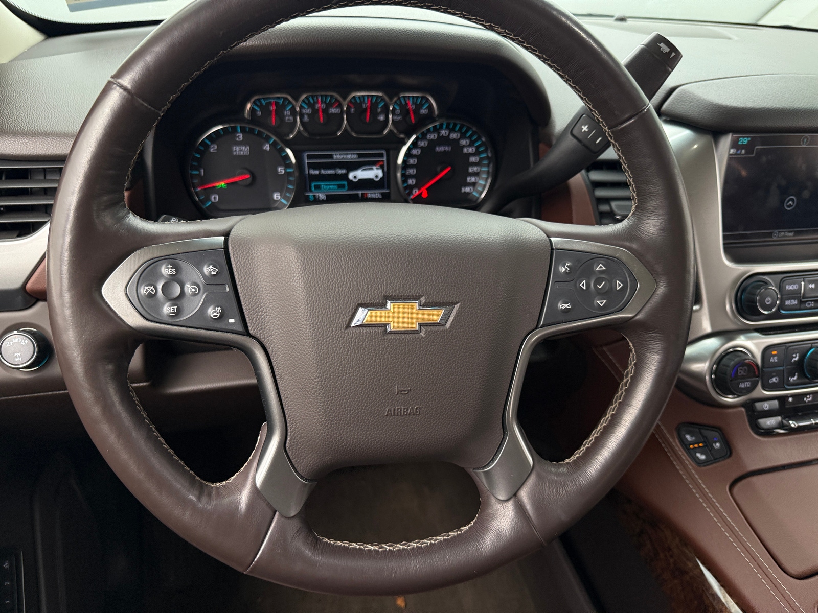 Thumbnail: 2018 Chevrolet Tahoe - 4