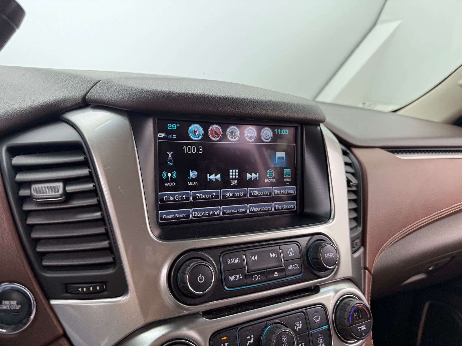 Thumbnail: 2018 Chevrolet Tahoe - 3