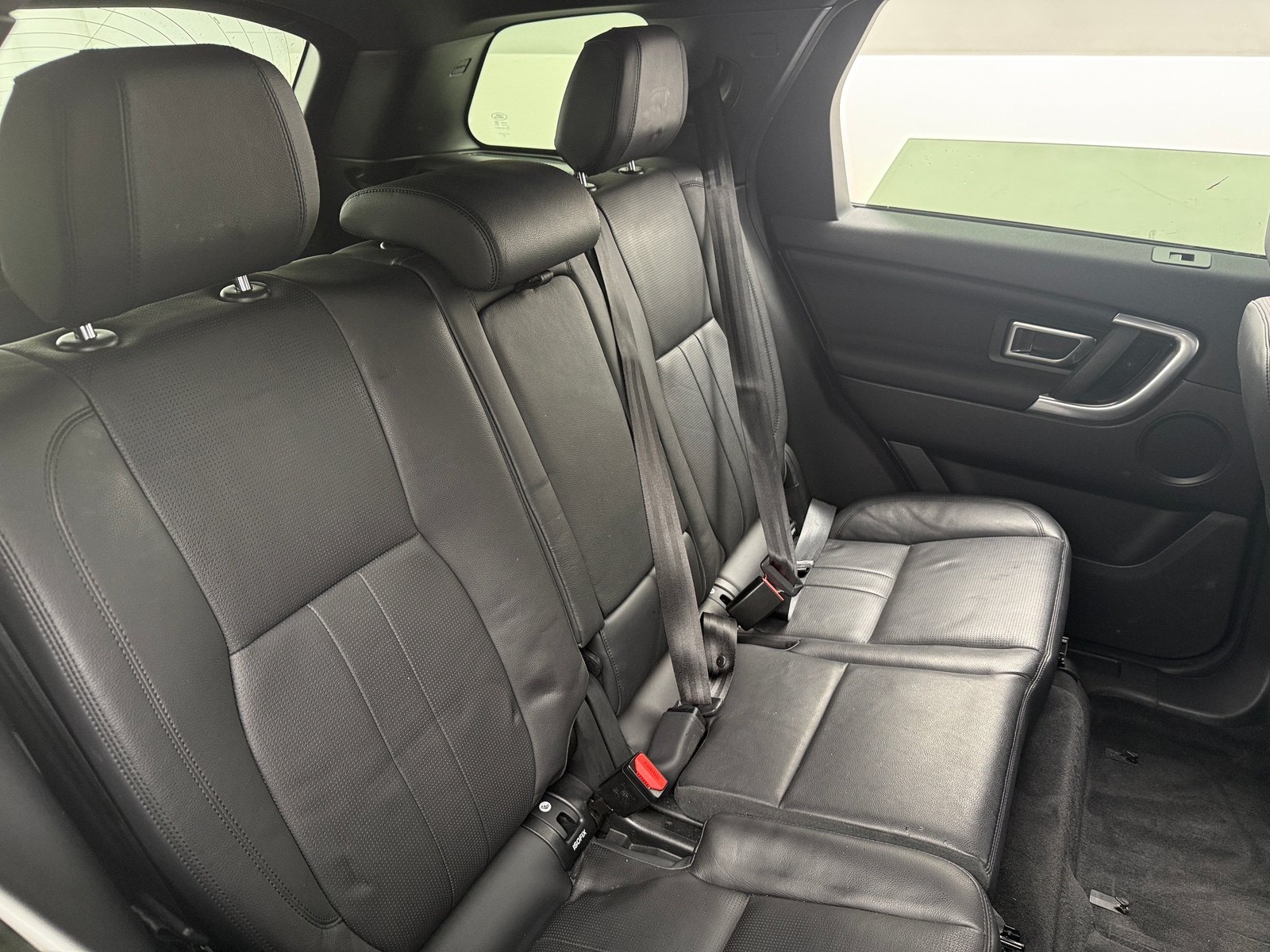 Thumbnail: 2019 Land Rover Discovery Sport - 5