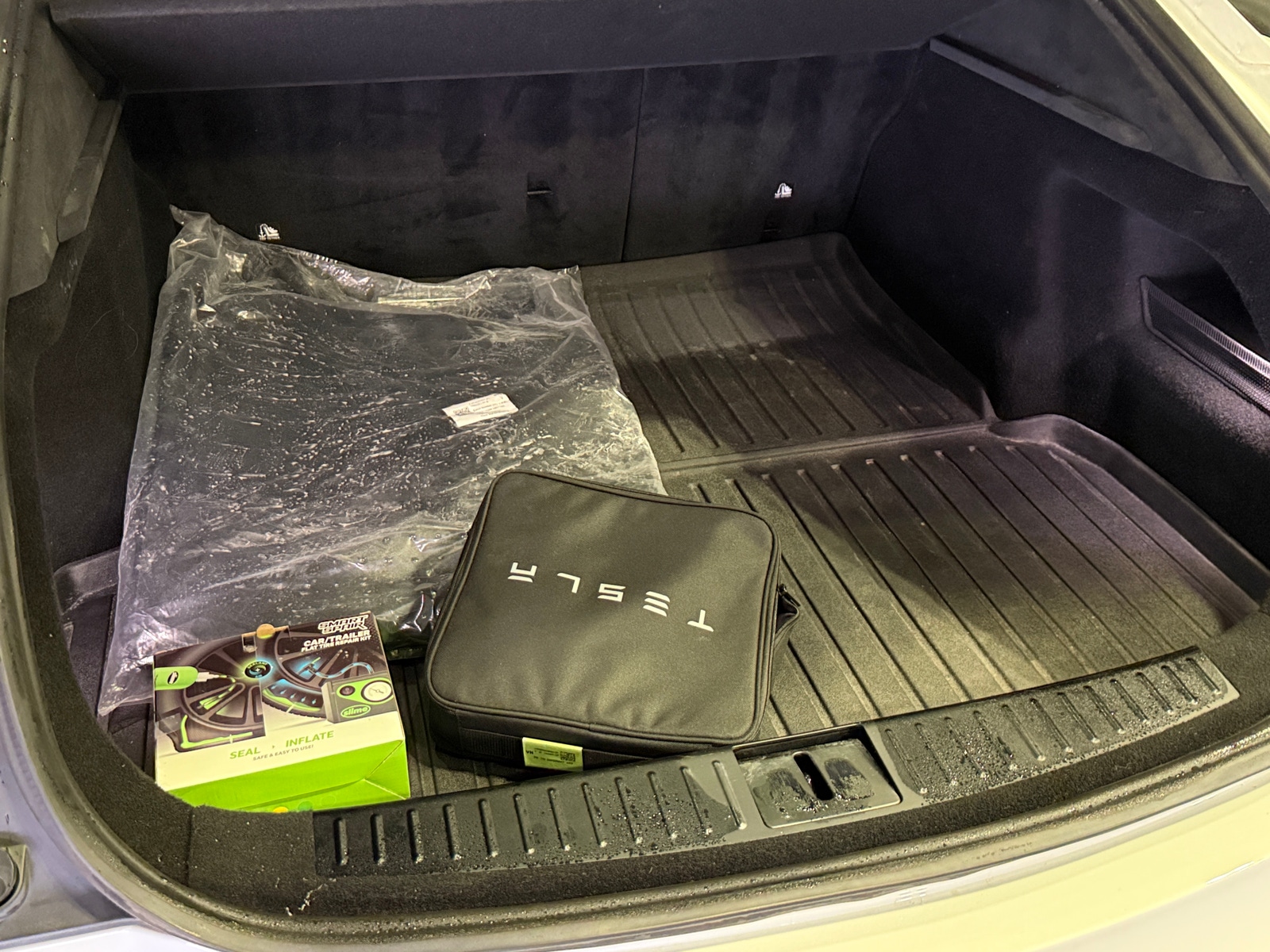 Thumbnail: 2022 Tesla Model S - 6