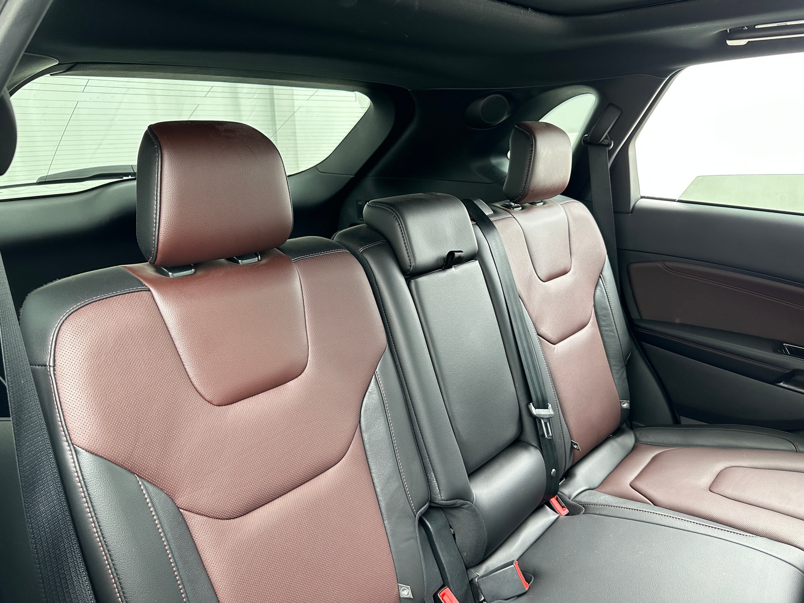 Thumbnail: 2020 Ford Edge - 5