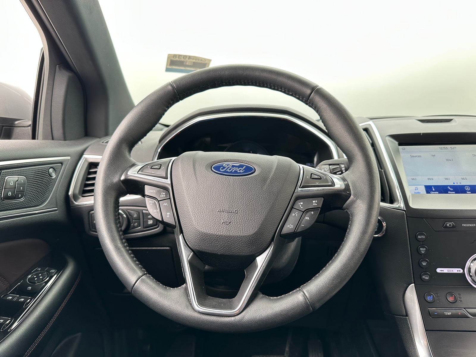 Thumbnail: 2020 Ford Edge - 4