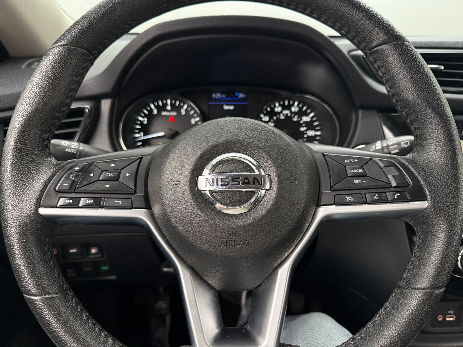 Thumbnail: 2020 Nissan Rogue - 5