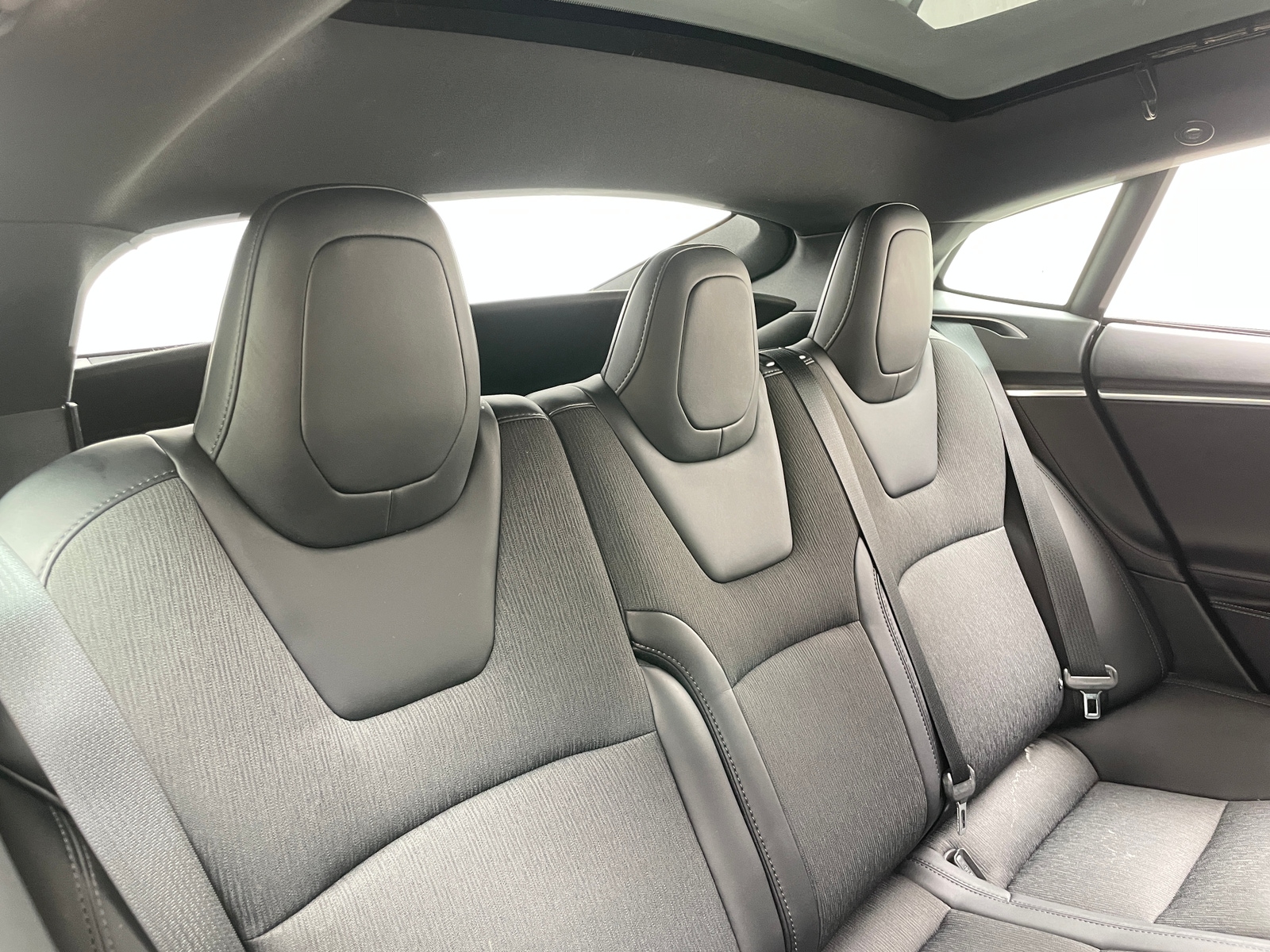 Thumbnail: 2018 Tesla Model S - 6