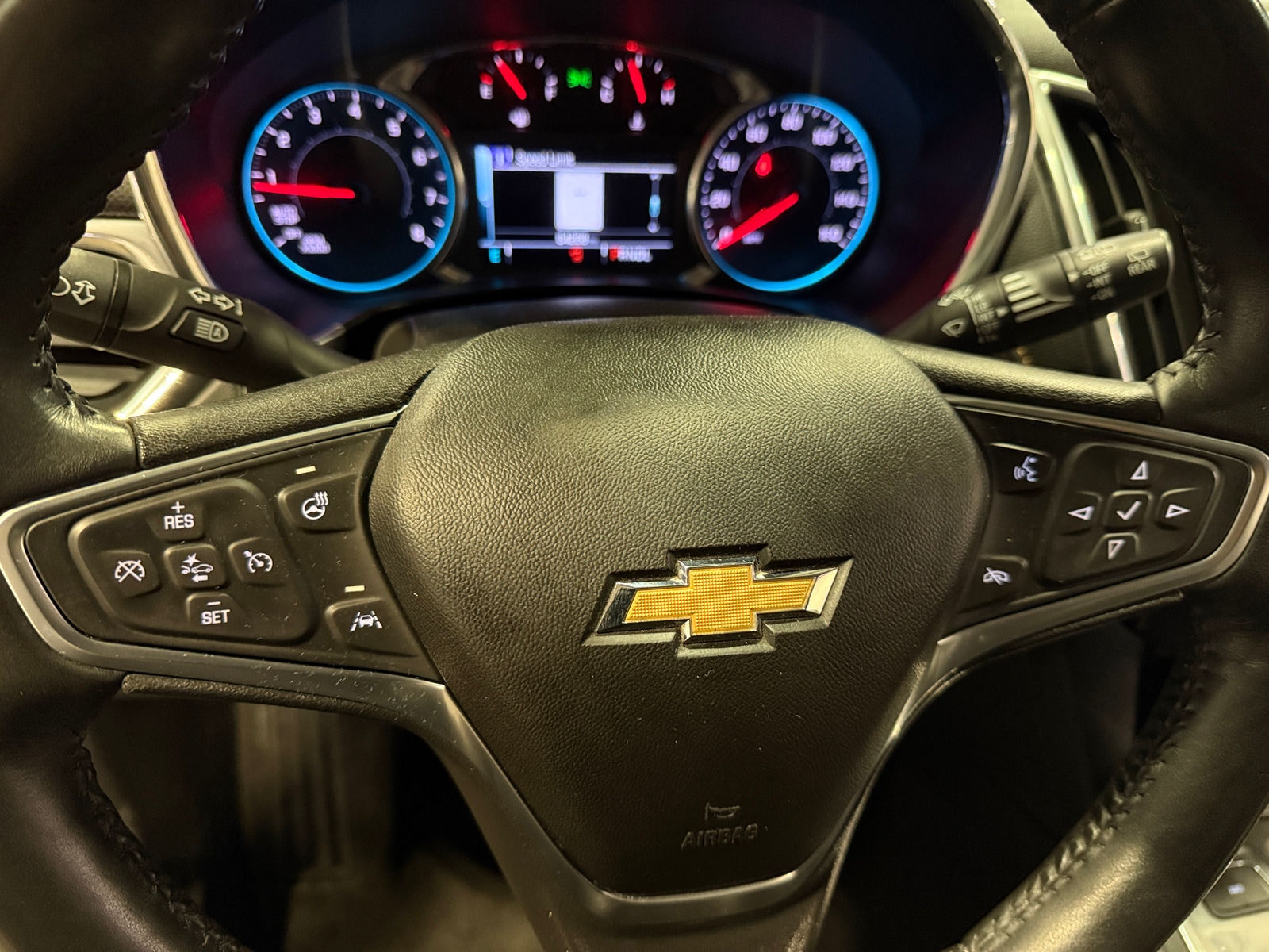 Thumbnail: 2018 Chevrolet Equinox - 4