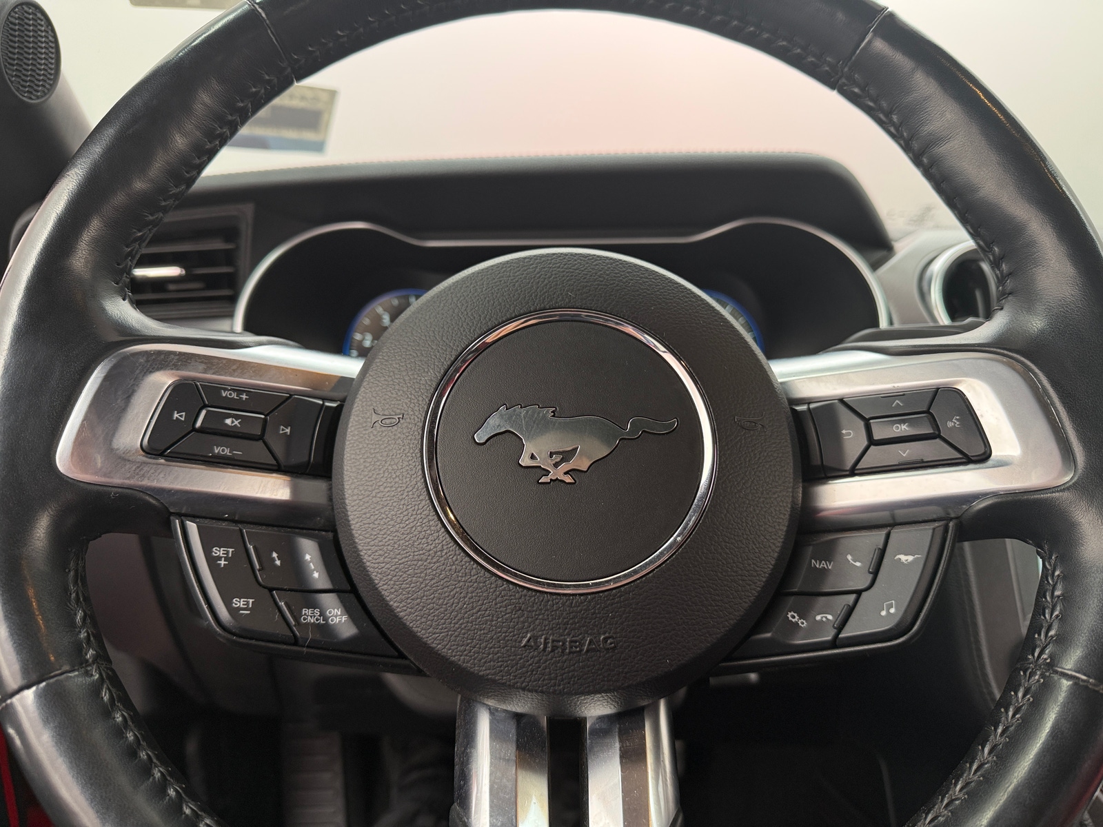 Thumbnail: 2019 Ford Mustang - 4