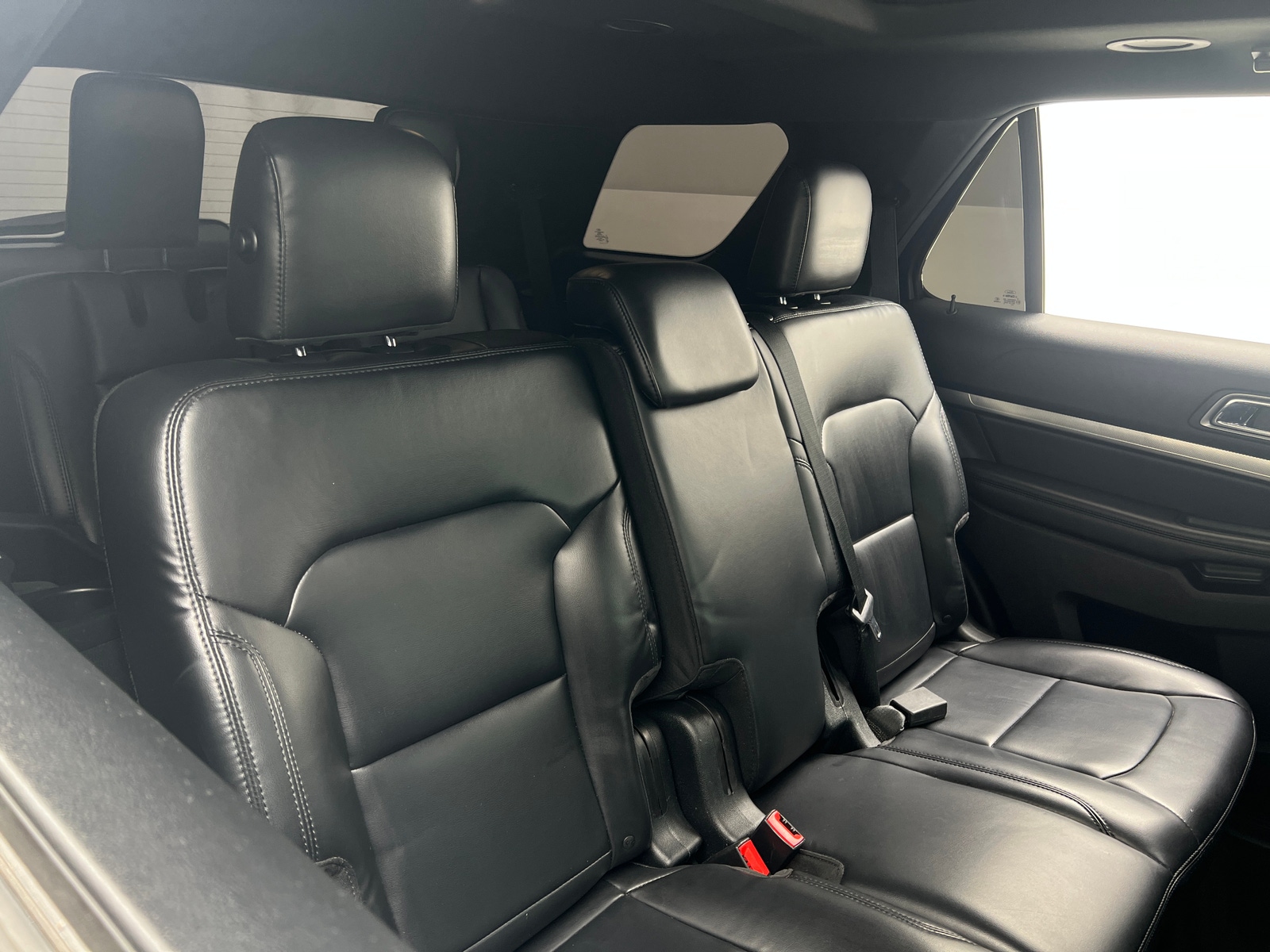 Thumbnail: 2019 Ford Explorer - 5