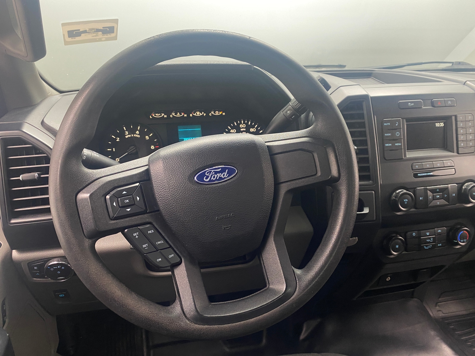 Thumbnail: 2019 Ford Econoline - 5