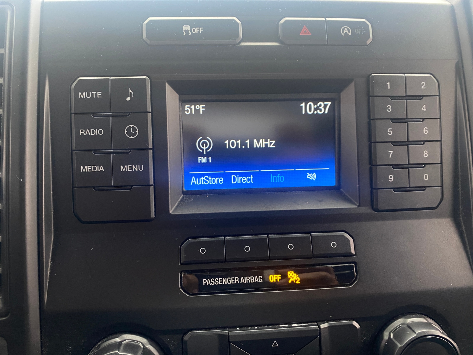 Thumbnail: 2019 Ford Econoline - 4