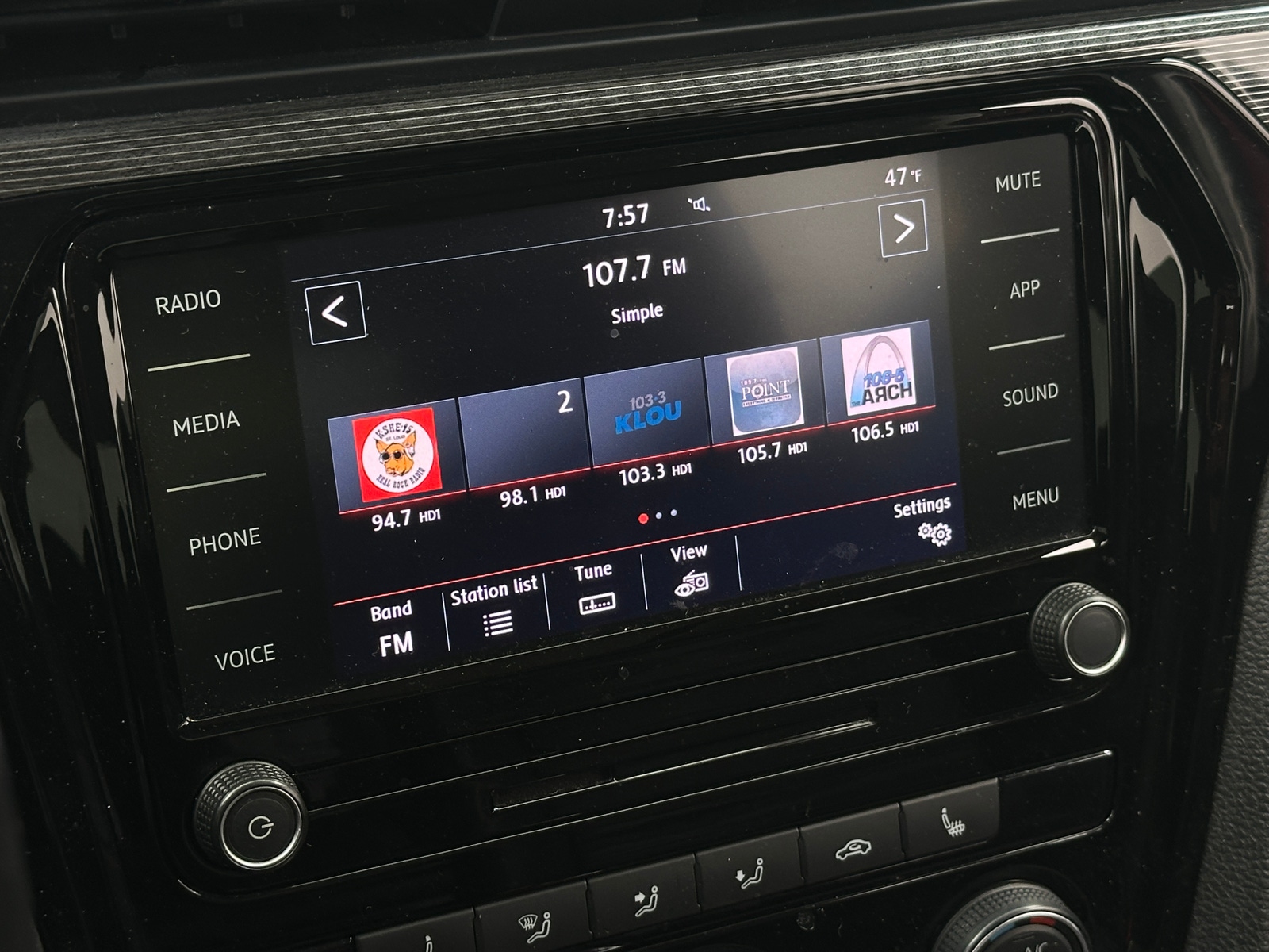 Thumbnail: 2020 Volkswagen Passat - 3