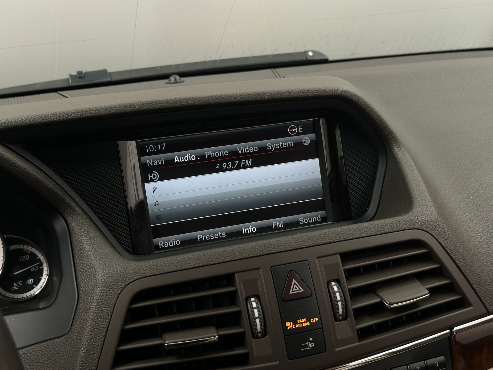 Thumbnail: 2013 Mercedes-Benz E-Class - 3