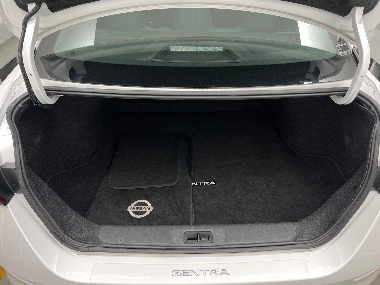 Thumbnail: 2022 Nissan Sentra - 7