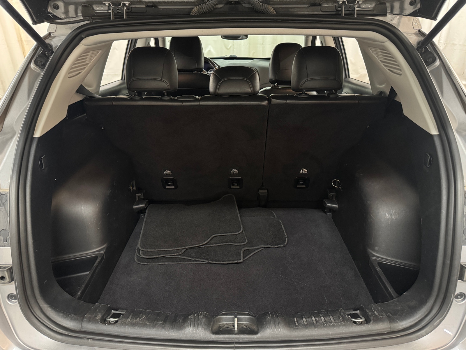 Thumbnail: 2019 Jeep Compass - 6