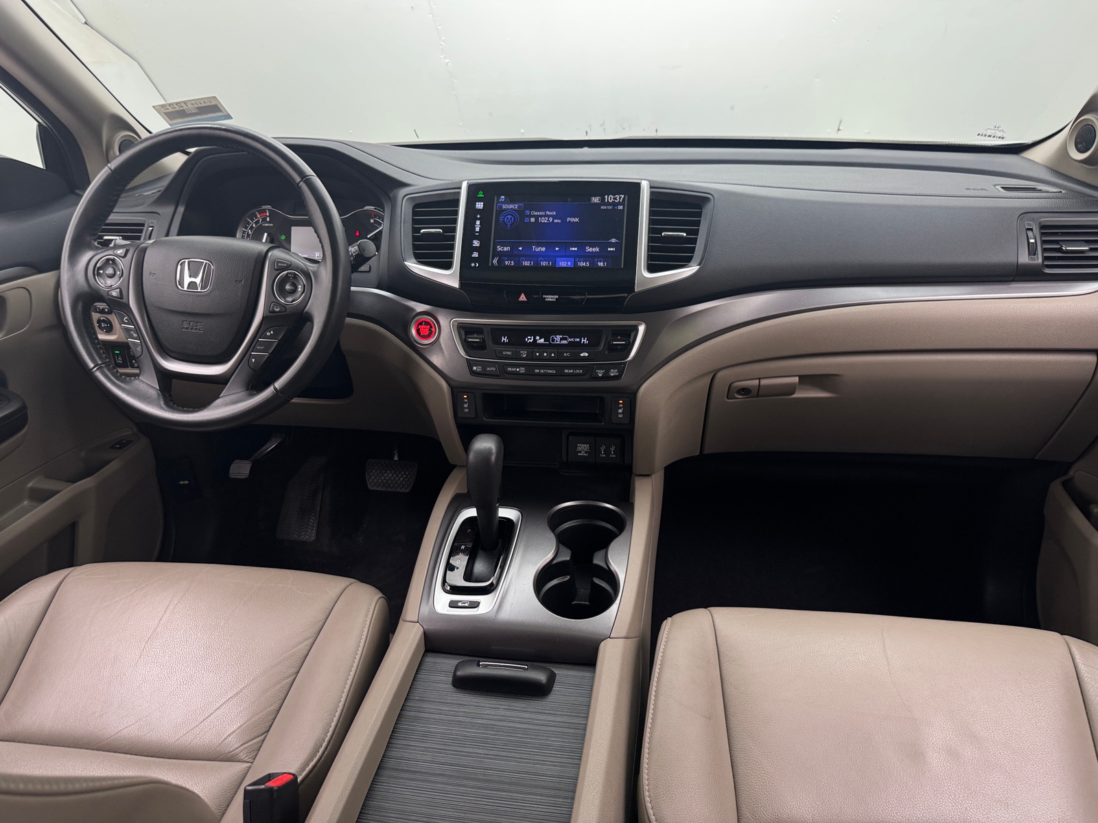Thumbnail: 2016 Honda Pilot - 2