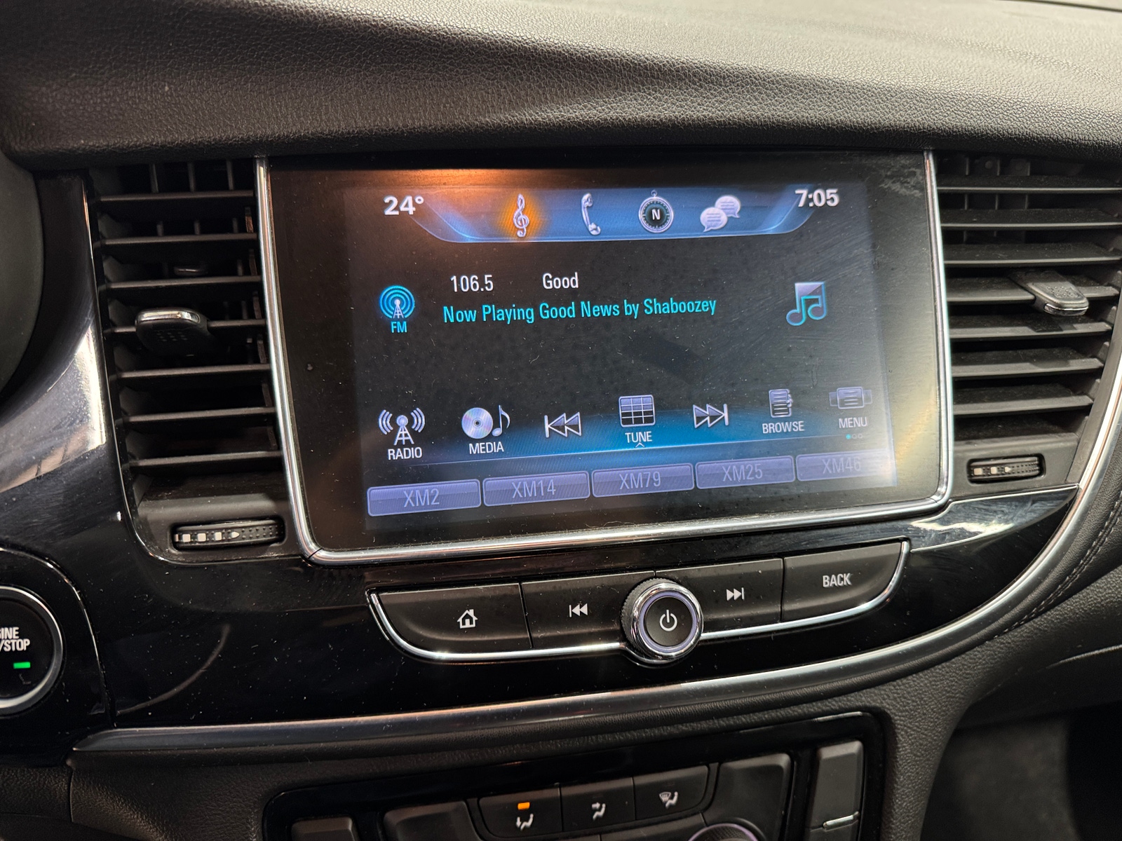 Thumbnail: 2017 Buick Encore - 4