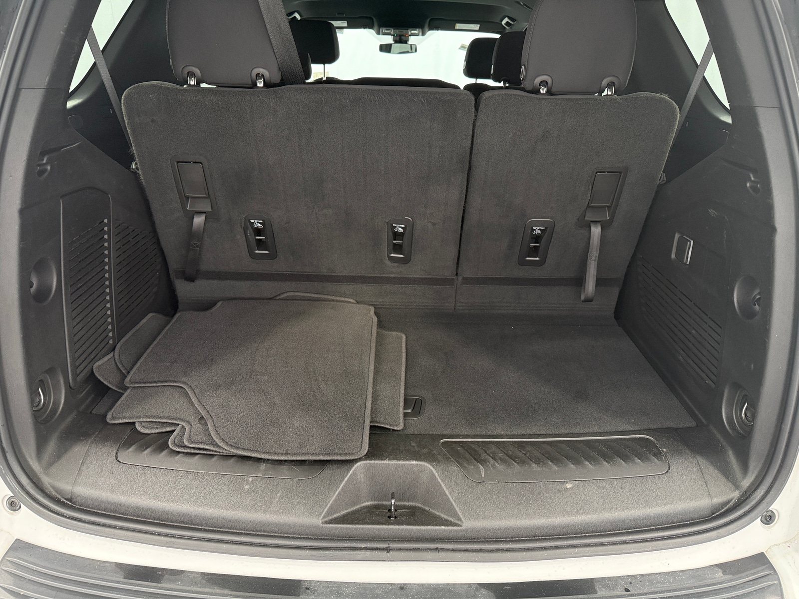 Thumbnail: 2022 Chevrolet Tahoe - 7