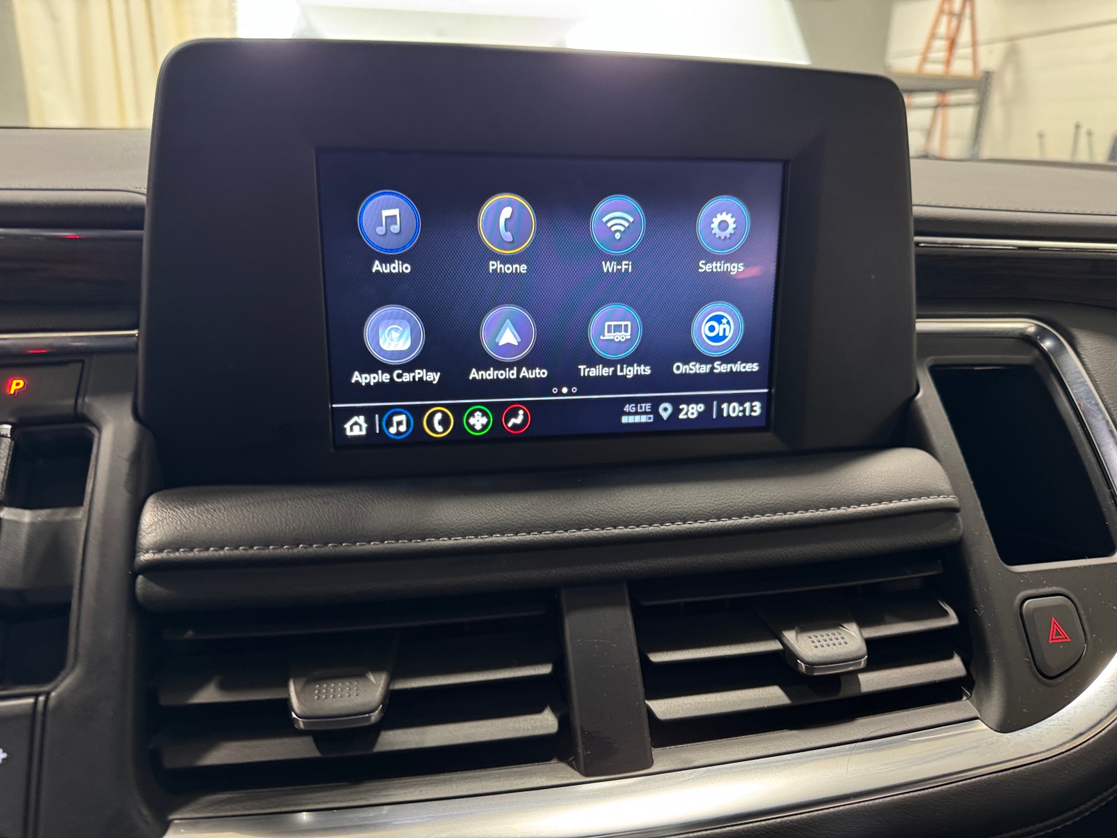 Thumbnail: 2022 Chevrolet Tahoe - 4