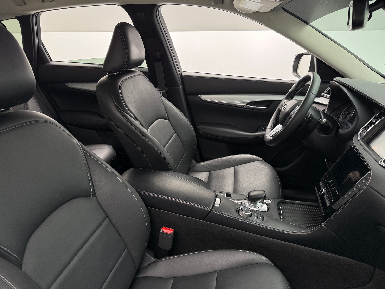 Thumbnail: 2019 INFINITI QX50 - 2