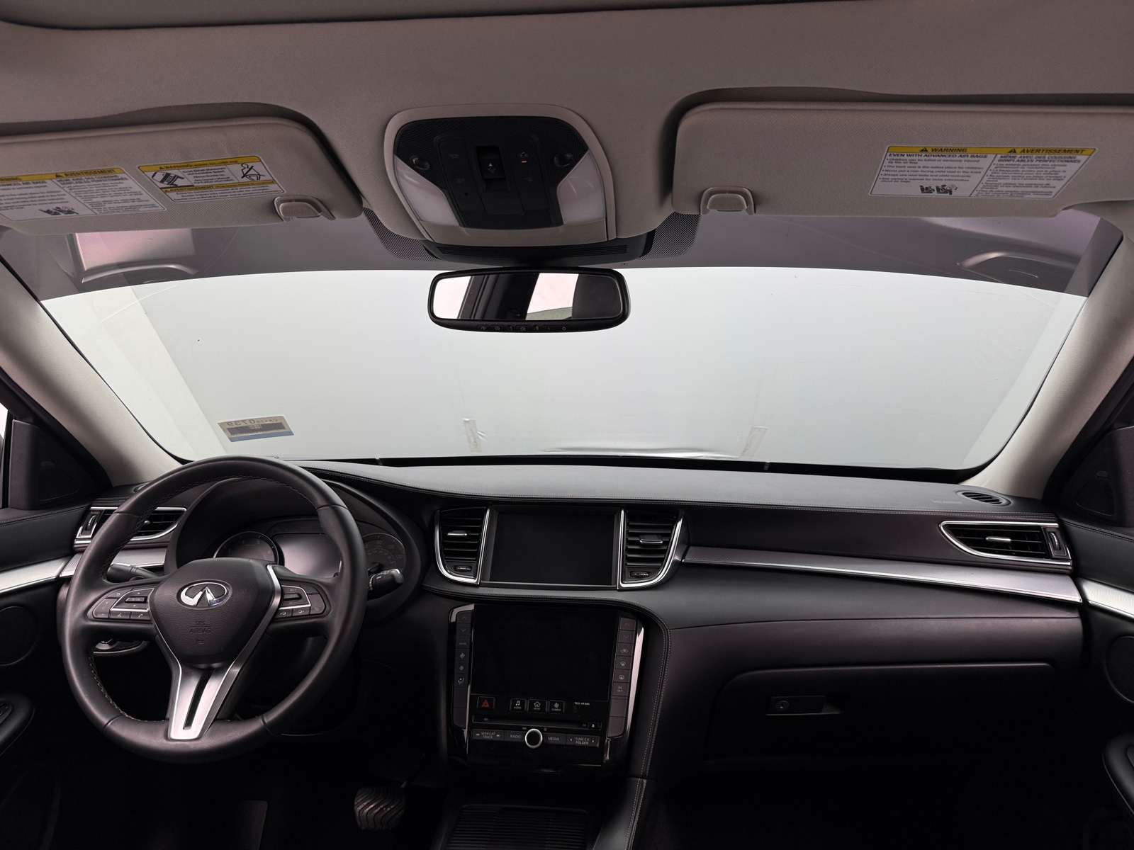 Thumbnail: 2019 INFINITI QX50 - 3