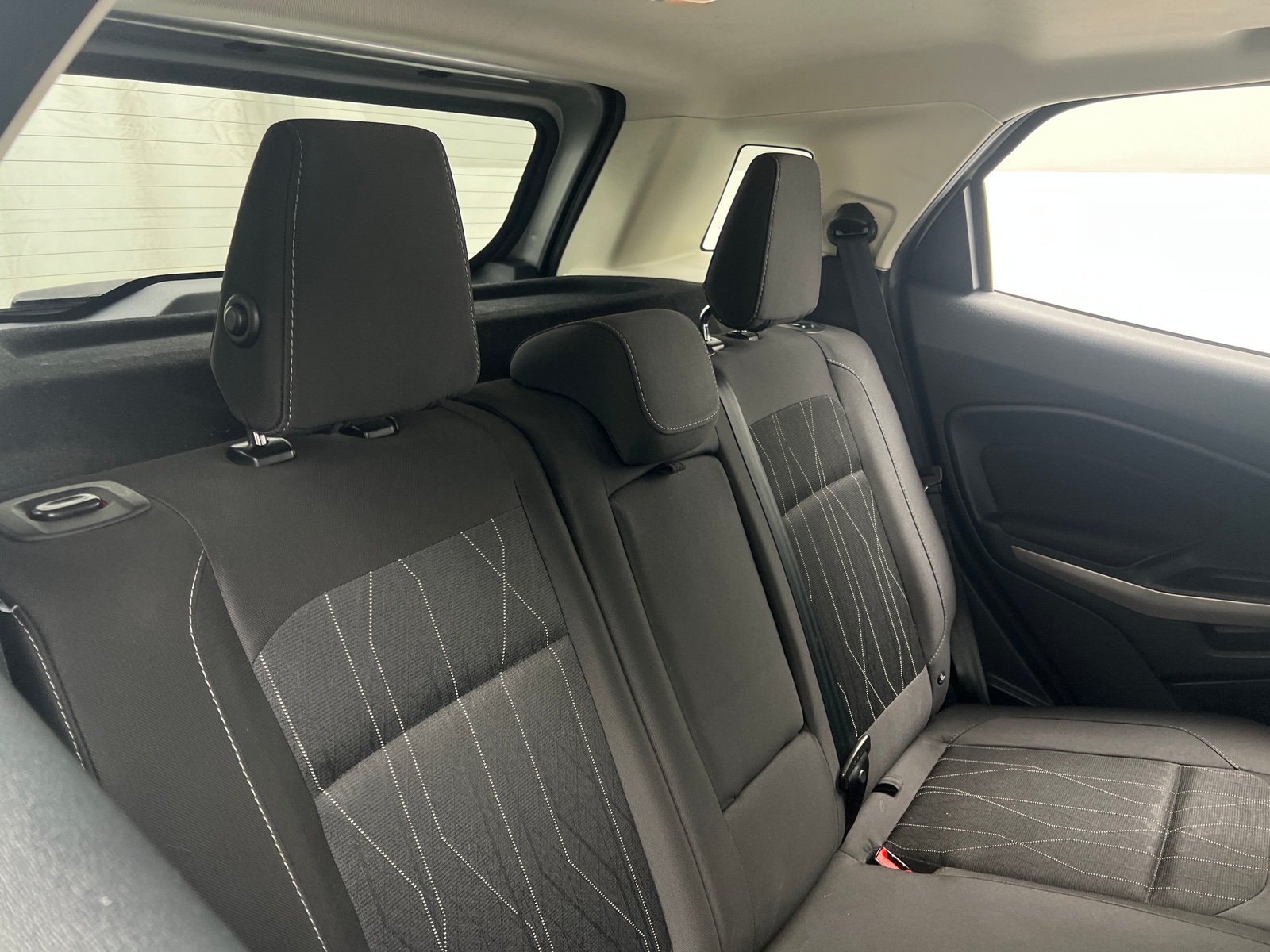 Thumbnail: 2019 Ford EcoSport - 6