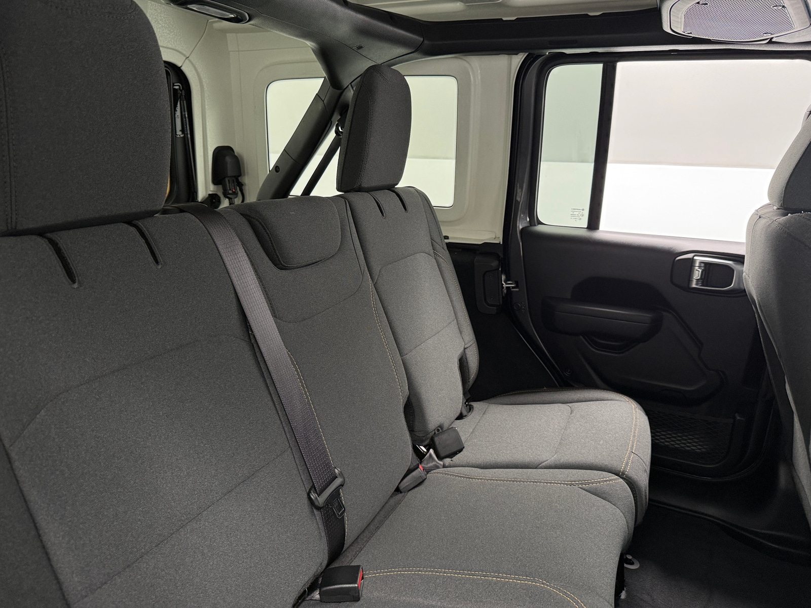 Thumbnail: 2025 Jeep Wrangler - 6