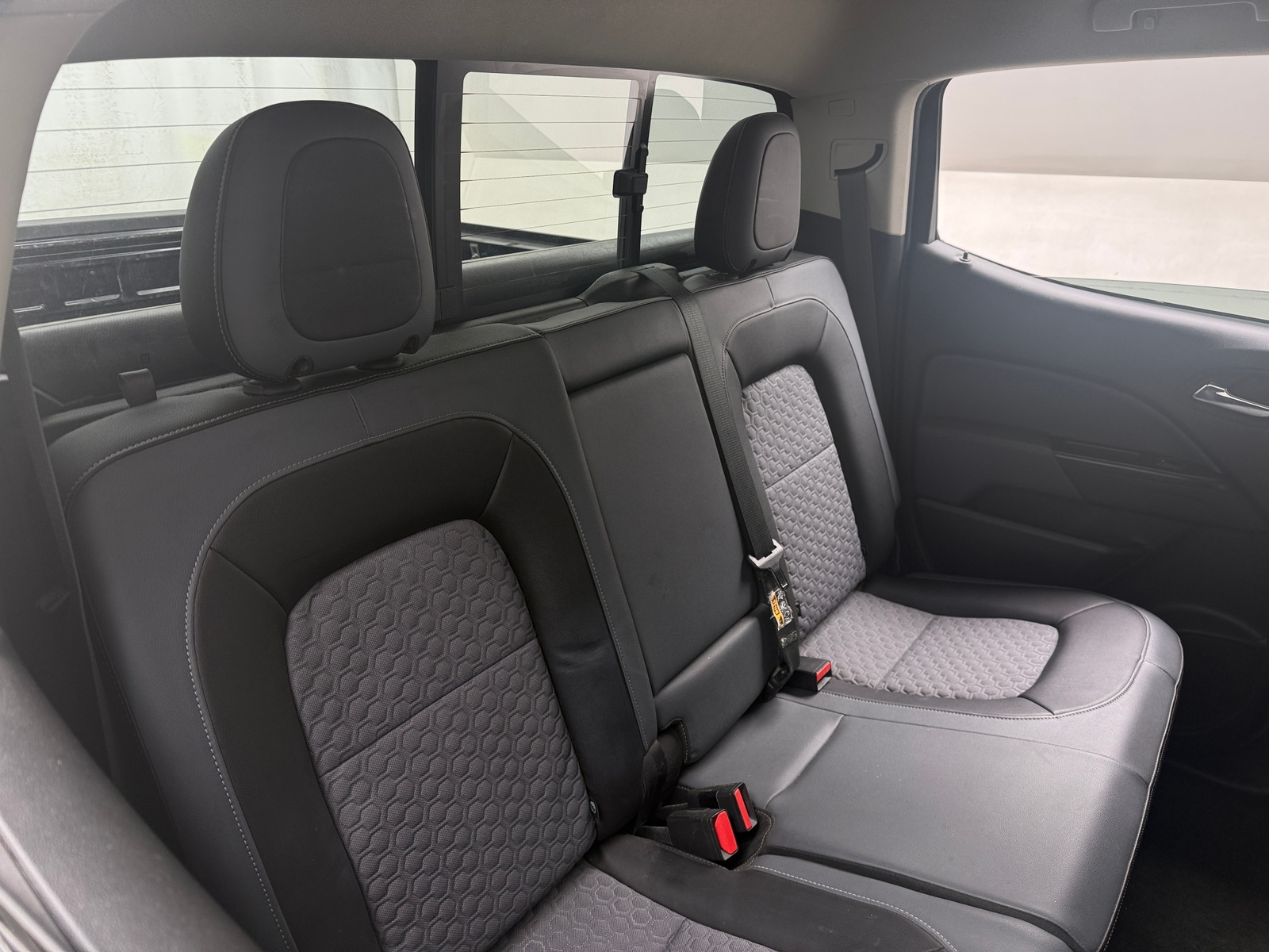 Thumbnail: 2017 Chevrolet Colorado - 6