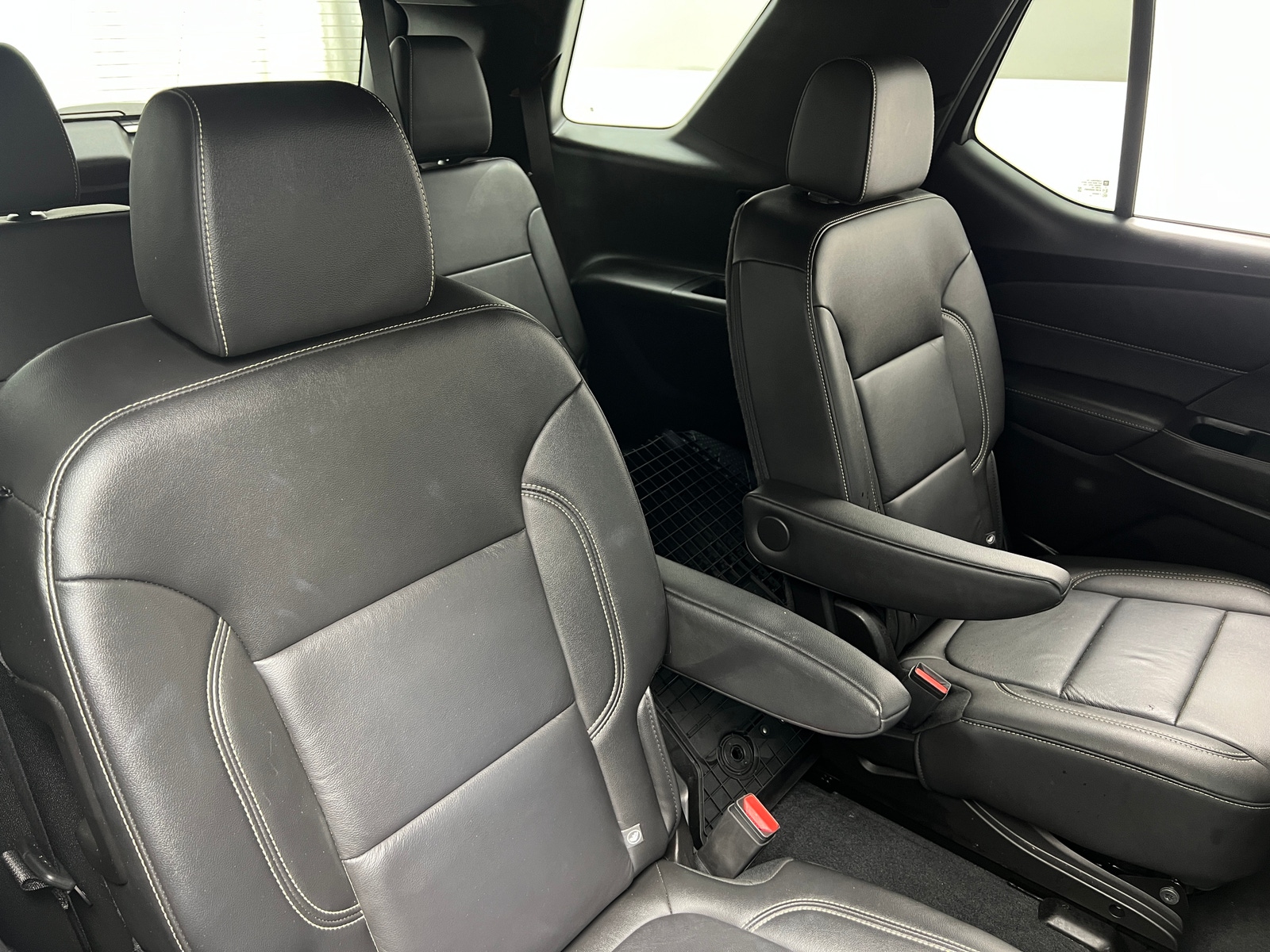 Thumbnail: 2022 Chevrolet Traverse - 6