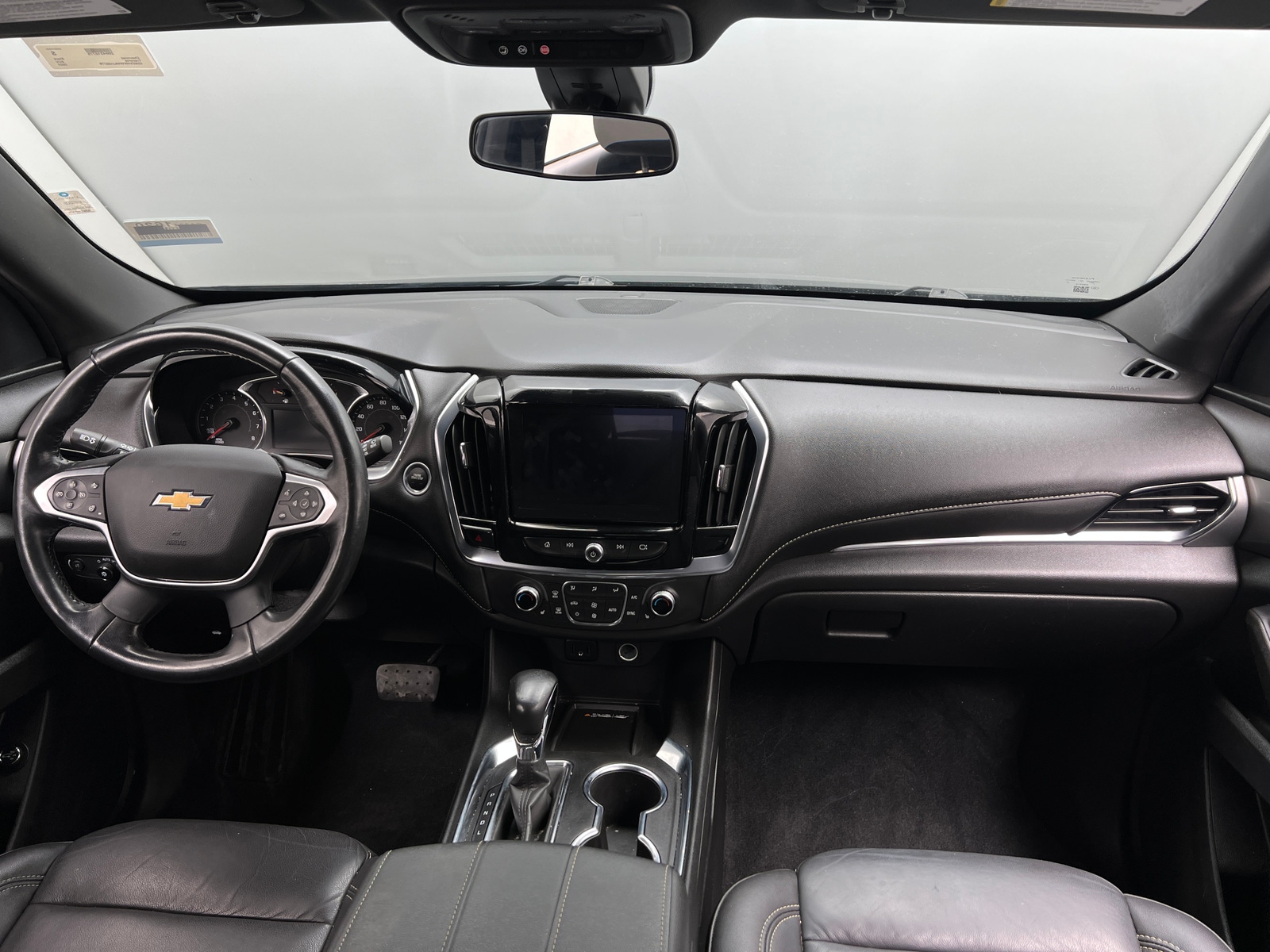 Thumbnail: 2022 Chevrolet Traverse - 3