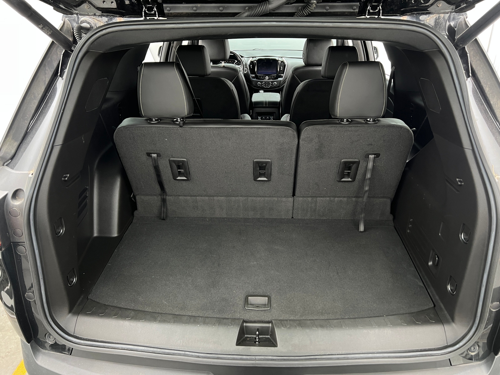 Thumbnail: 2022 Chevrolet Traverse - 7