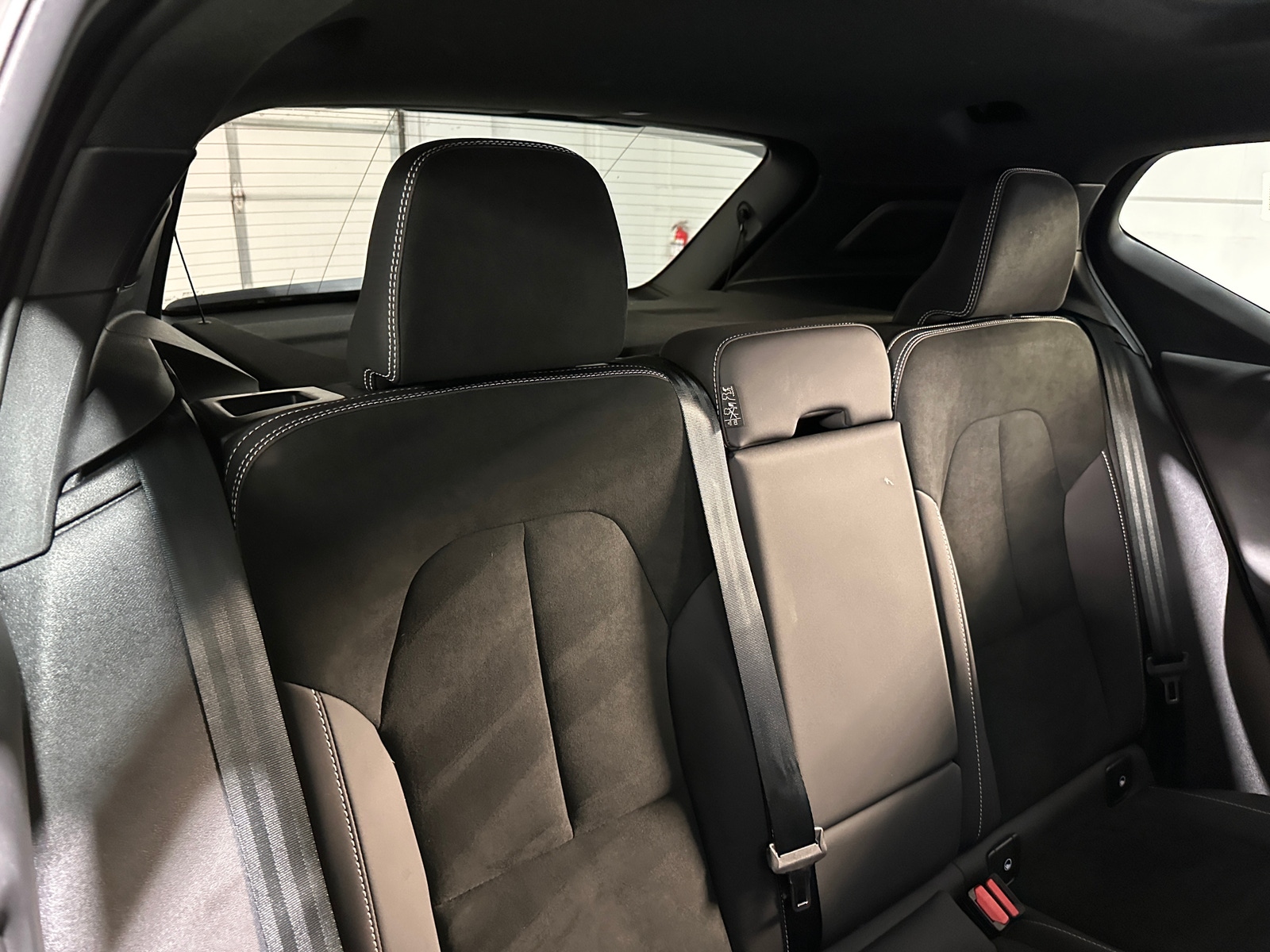 Thumbnail: 2024 Volvo XC40 - 6