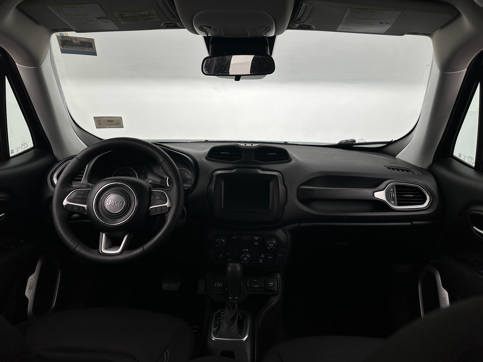 Thumbnail: 2021 Jeep Renegade - 3