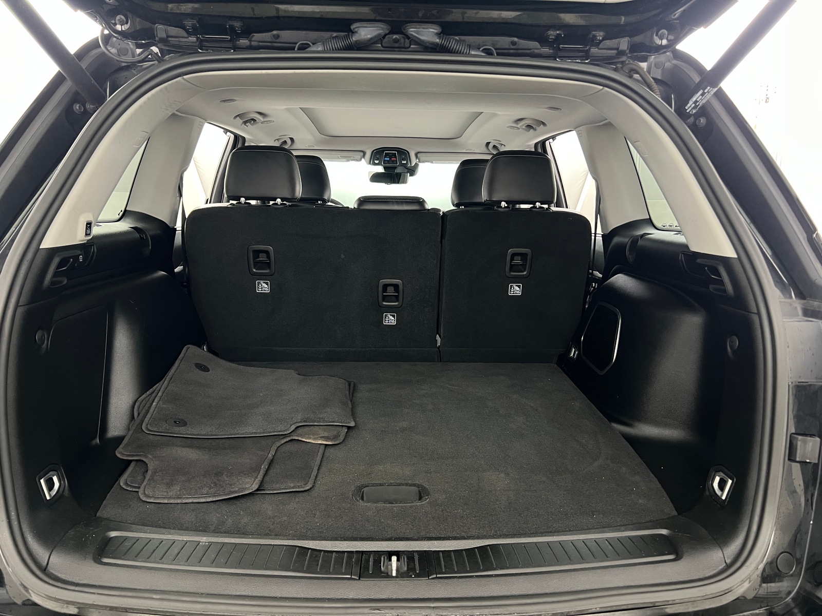 Thumbnail: 2022 Jeep Grand Cherokee - 6