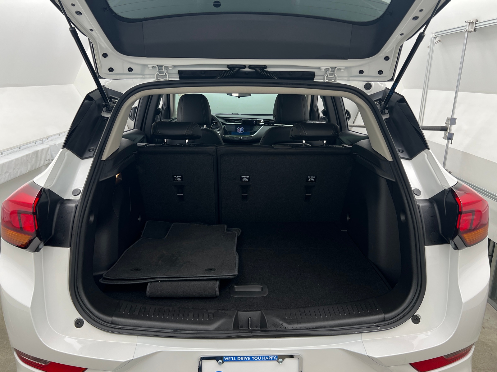 Thumbnail: 2022 Buick Encore GX - 6