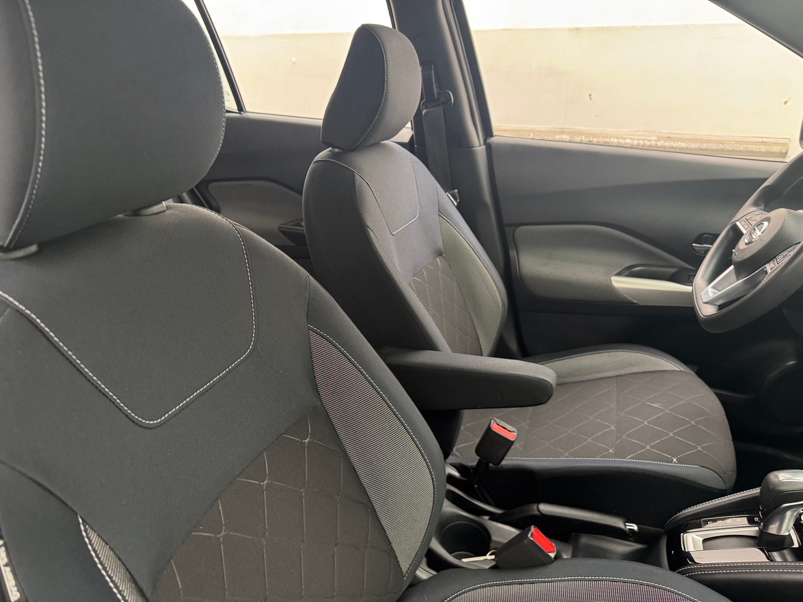 Thumbnail: 2018 Nissan Kicks - 2