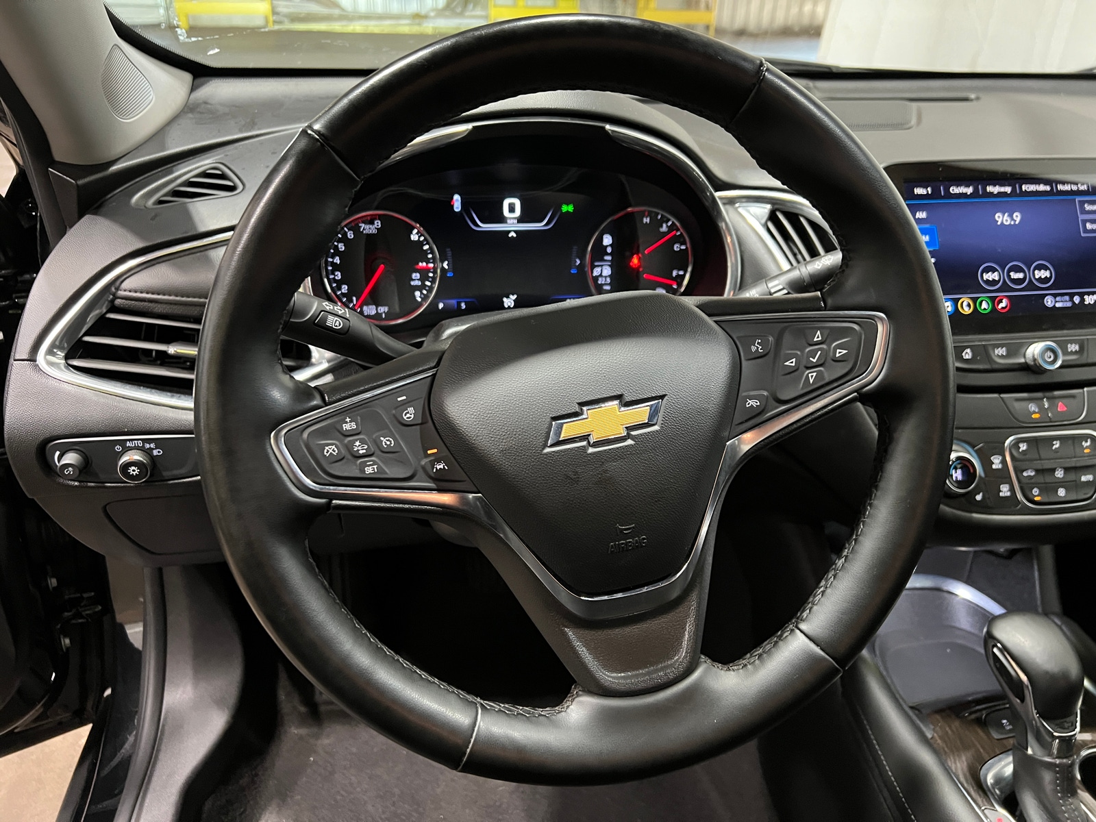 Thumbnail: 2024 Chevrolet Malibu - 4