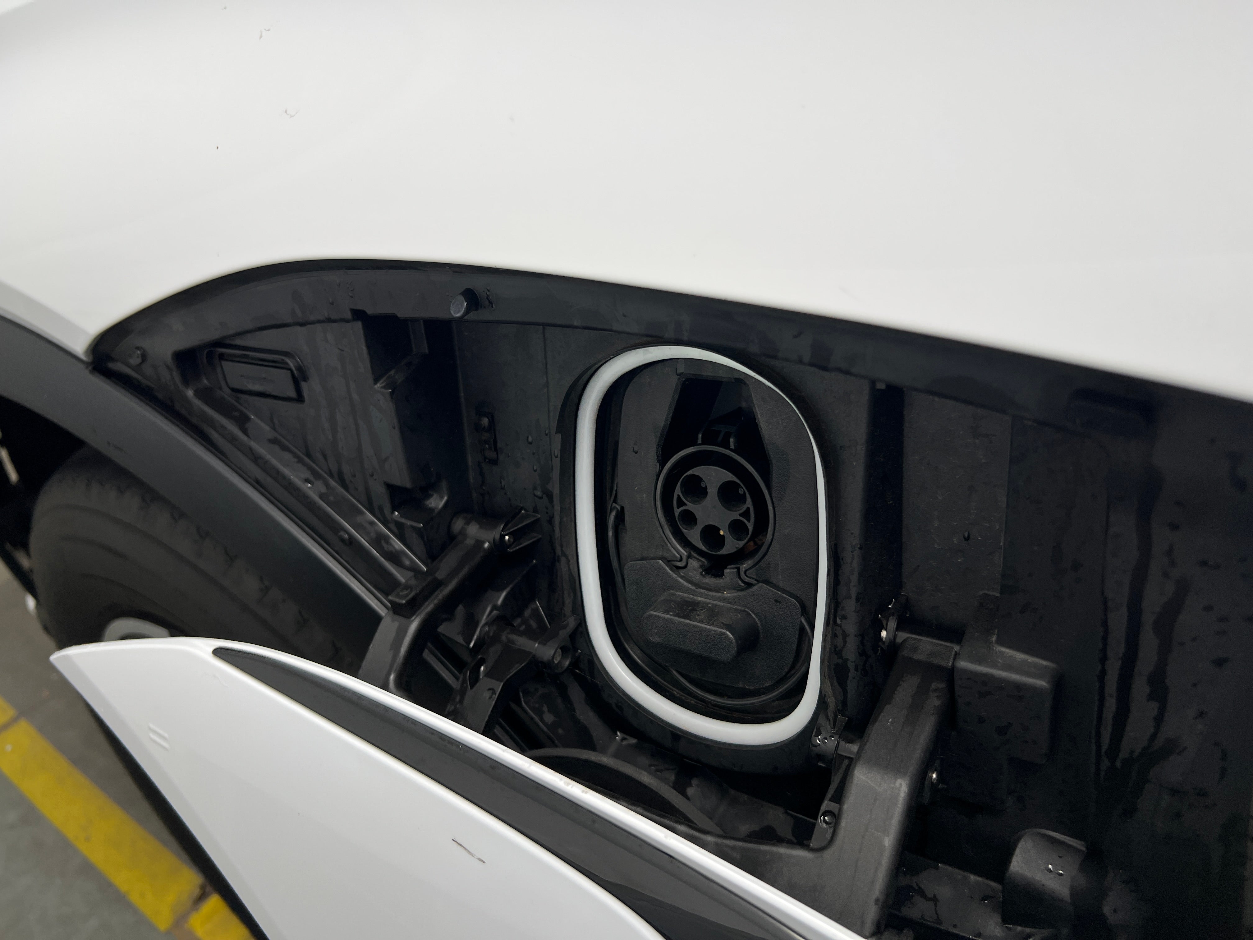 Used 2024 Chevrolet Blazer EV LT with VIN 3GNKDBRJ1RS201925 for sale in Oak Creek, WI