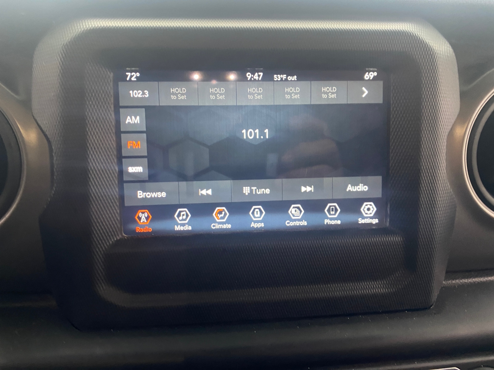 Thumbnail: 2021 Jeep Gladiator - 3